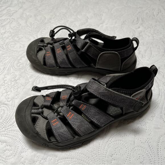 Keen Newport Water Friendly Sandals Kids Size 4 - Picture 5 of 10